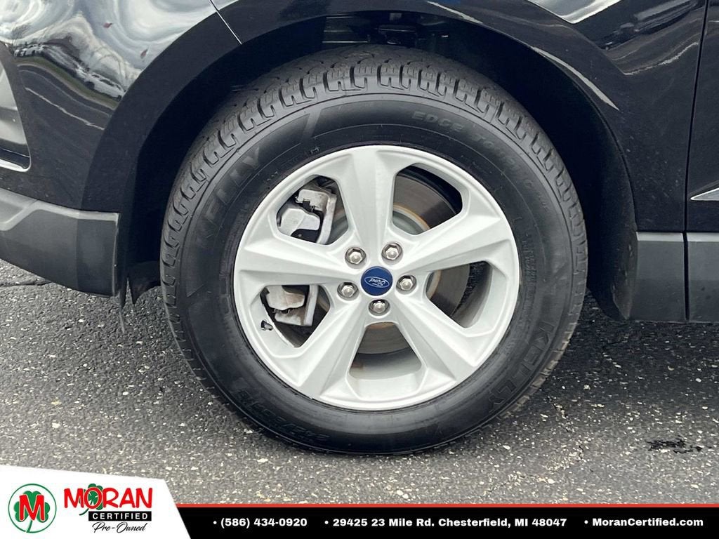 2022 Ford Edge SE