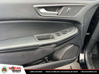 2022 Ford Edge SE