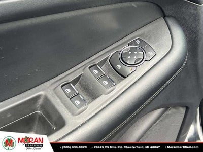 2022 Ford Edge SE