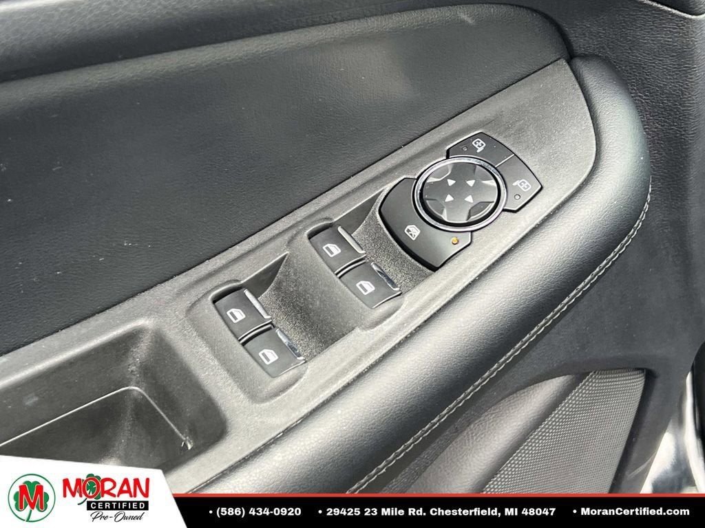 2022 Ford Edge SE