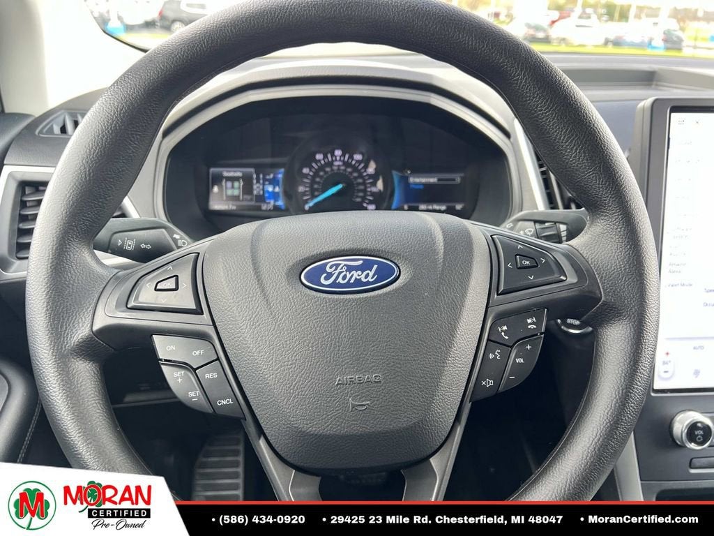 2022 Ford Edge SE
