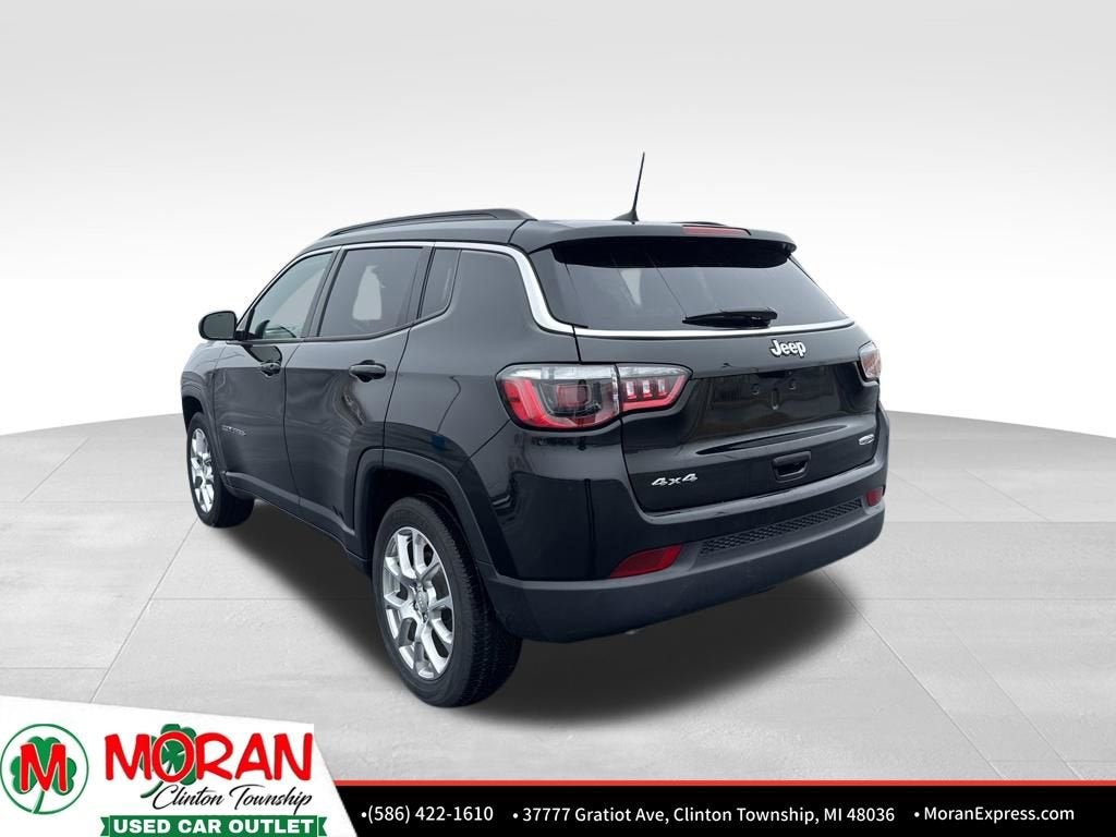 2023 Jeep Compass Latitude Lux