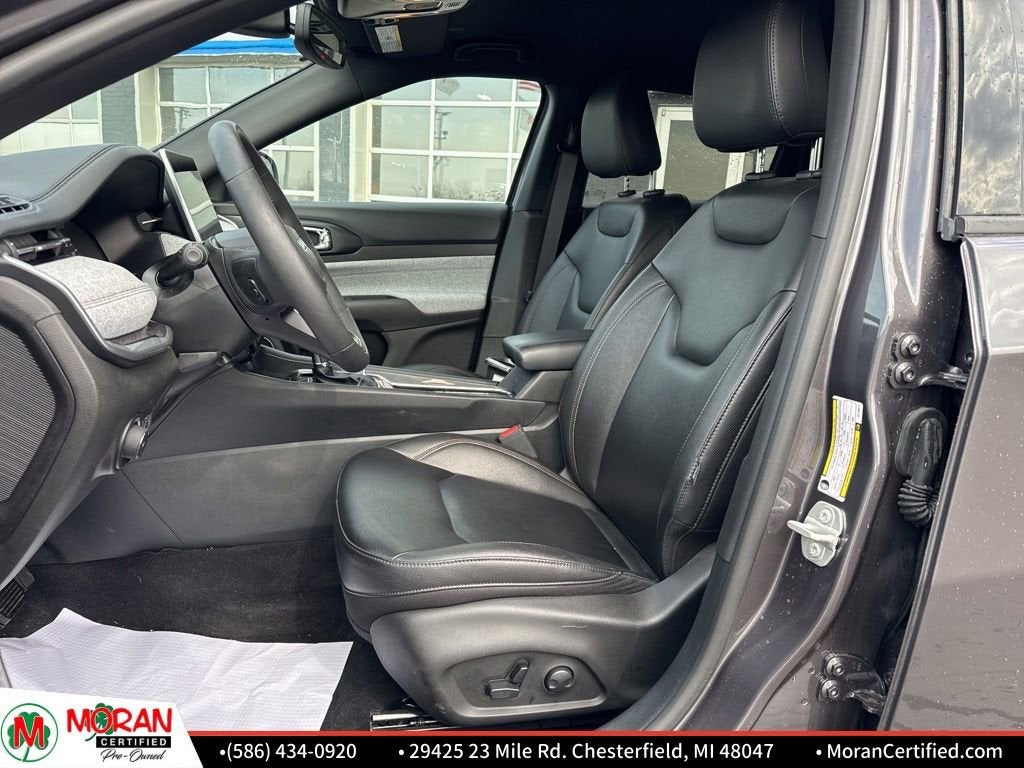 2024 Jeep Compass Latitude Lux FWD