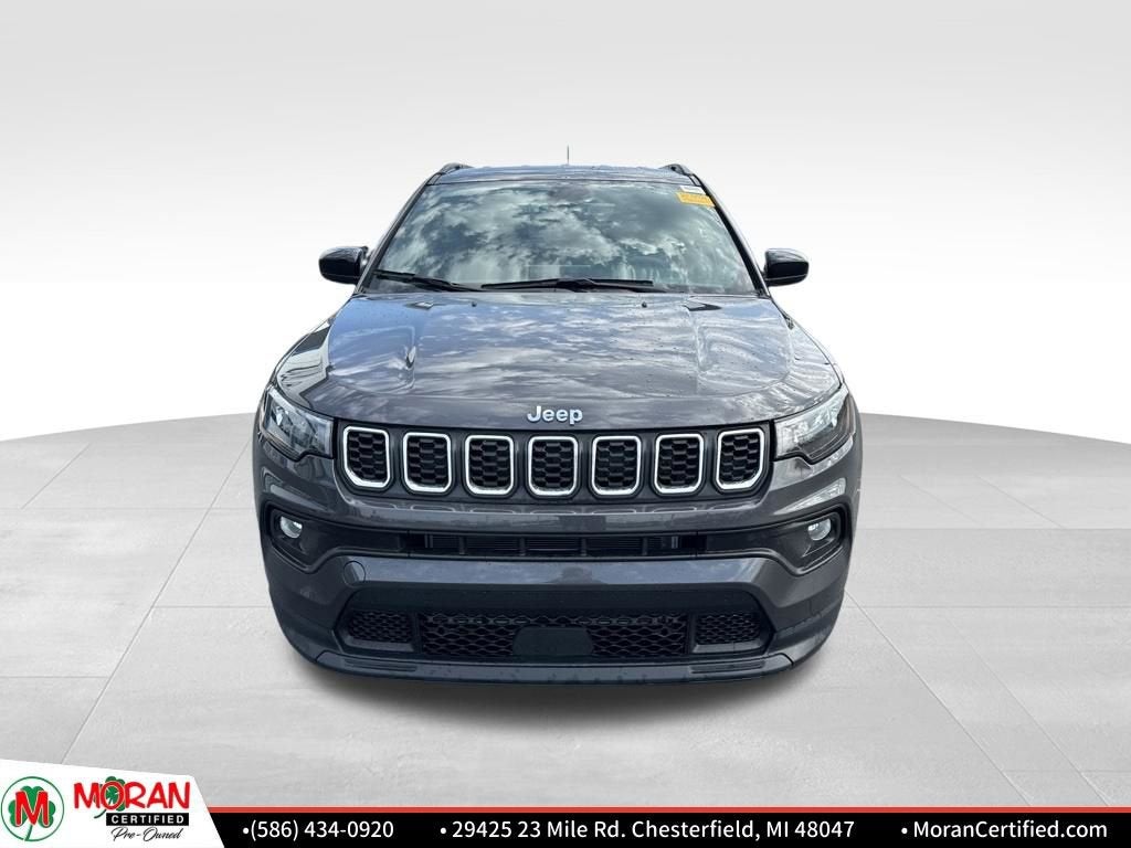 2024 Jeep Compass Latitude Lux FWD