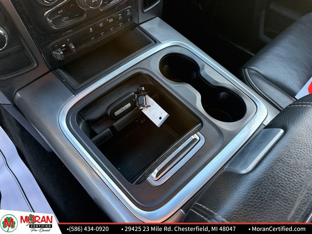 2017 RAM 3500 Limited Crew Cab 4x4 8' Box