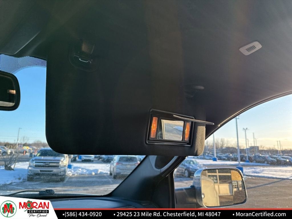 2017 RAM 3500 Limited Crew Cab 4x4 8' Box