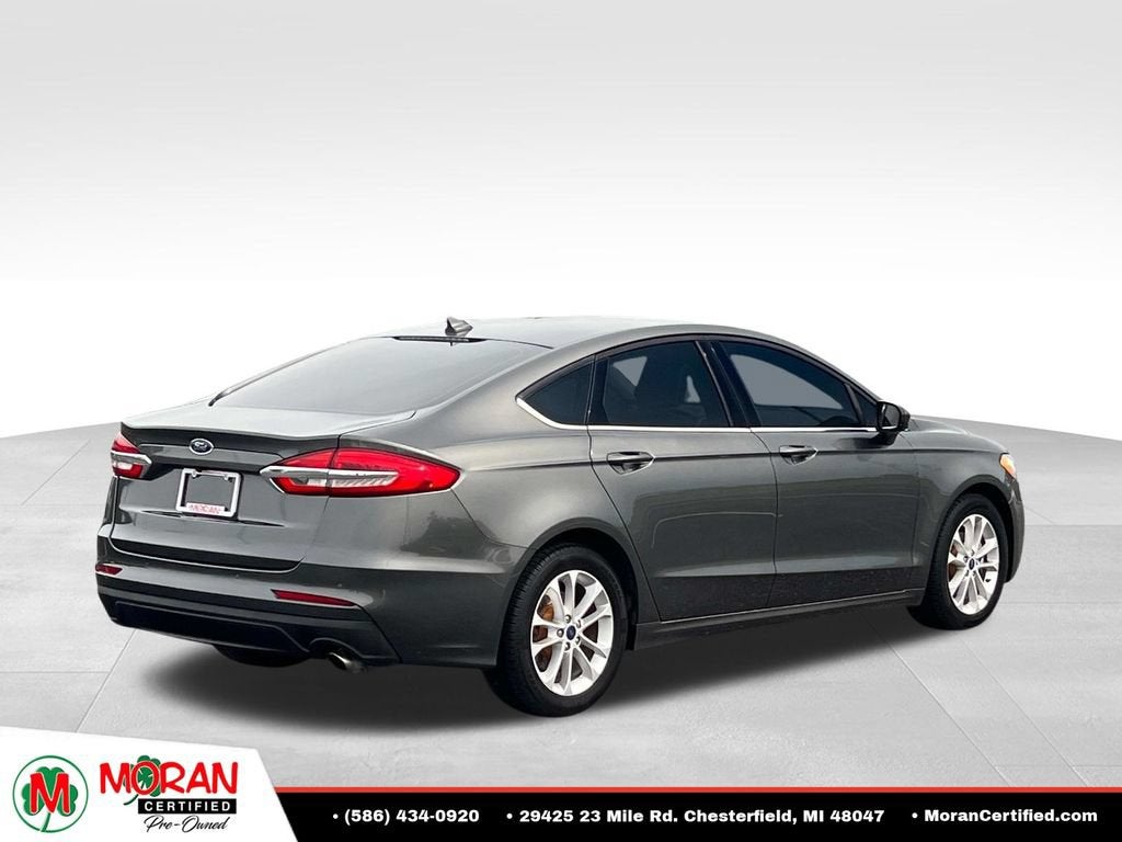 2020 Ford Fusion SE