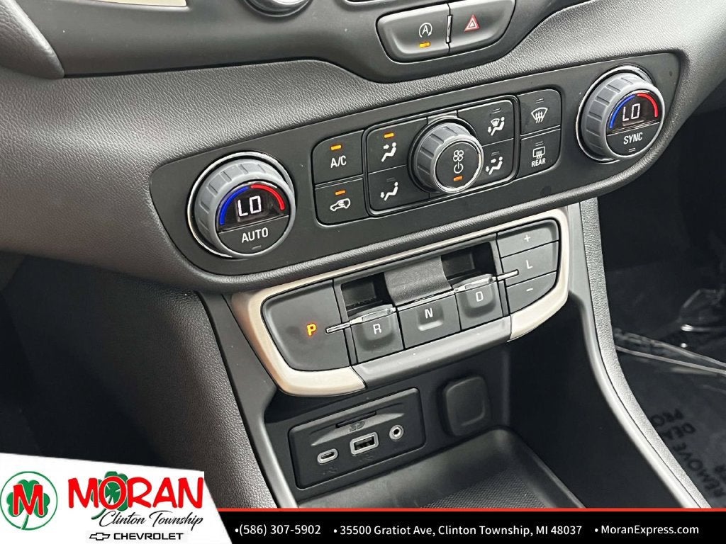 2023 GMC Terrain Denali