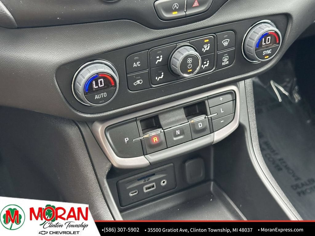 2024 GMC Terrain AT4