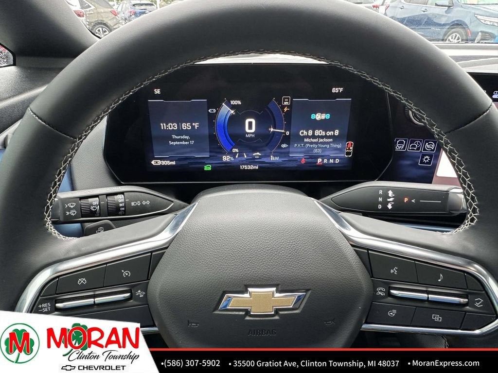2024 Chevrolet Equinox EV LT - Photo 17