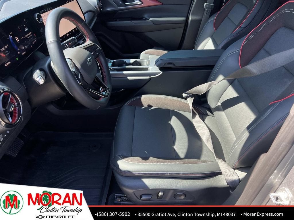 2024 Chevrolet Equinox EV RS - Photo 17