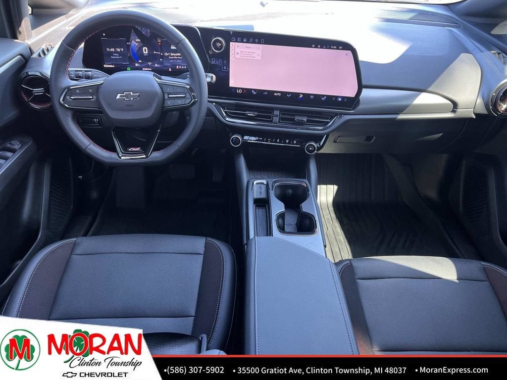 2024 Chevrolet Equinox EV RS - Photo 18