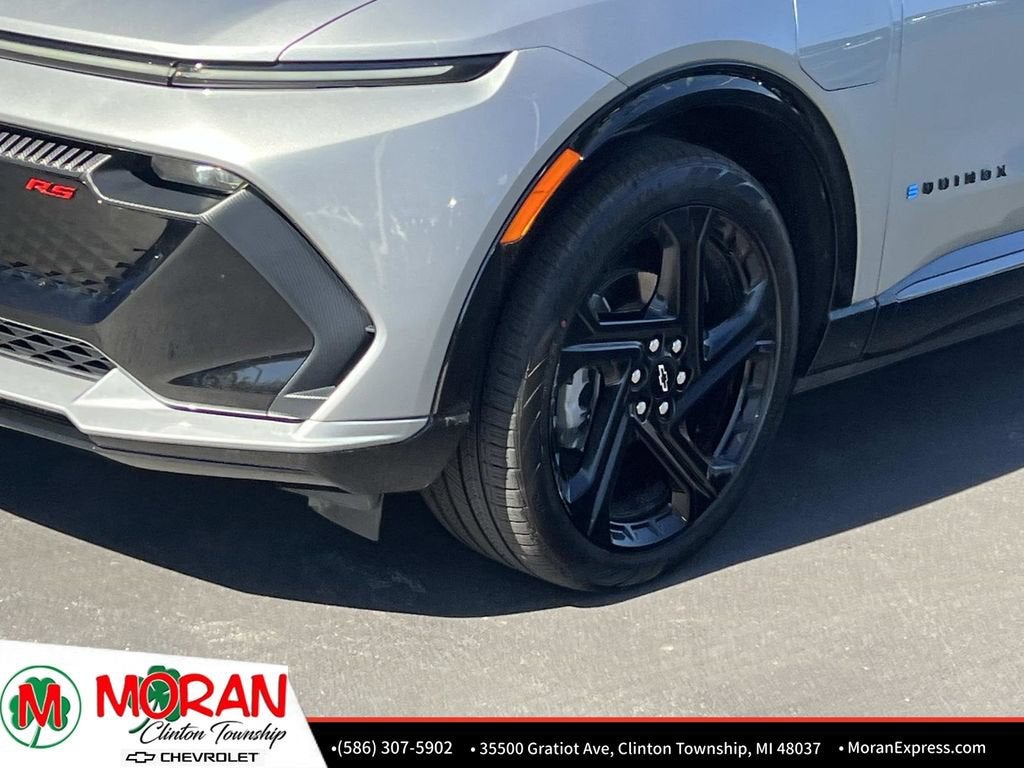 2024 Chevrolet Equinox EV RS - Photo 9