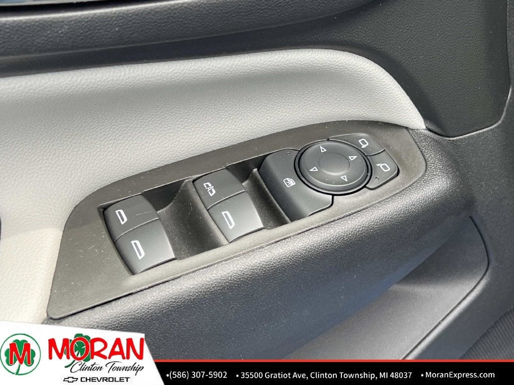 2024 Chevrolet Equinox LS - Photo 17
