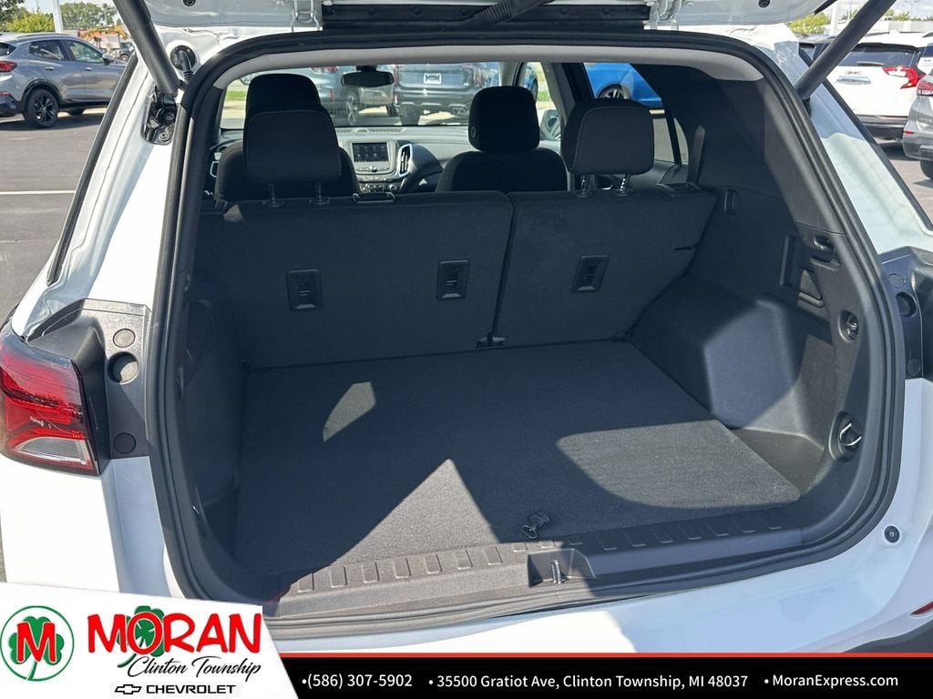2024 Chevrolet Equinox LT - Photo 12