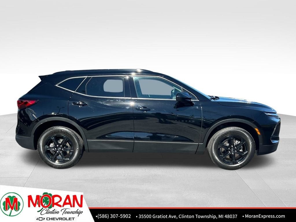 2025 Chevrolet Blazer 2LT - Photo 8