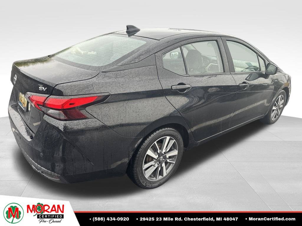 2021 Nissan Versa SV Xtronic CVT