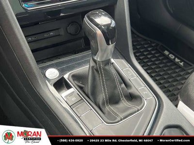 2025 Volkswagen Taos 1.5T SE Black