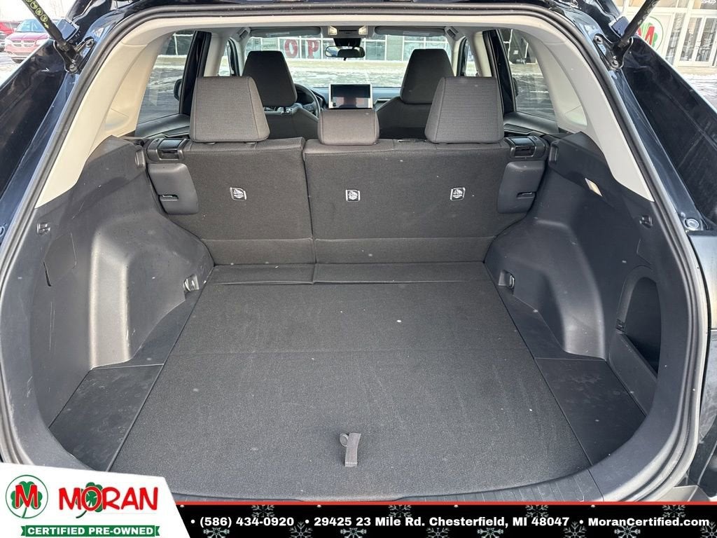 2025 Toyota RAV4 Hybrid LE