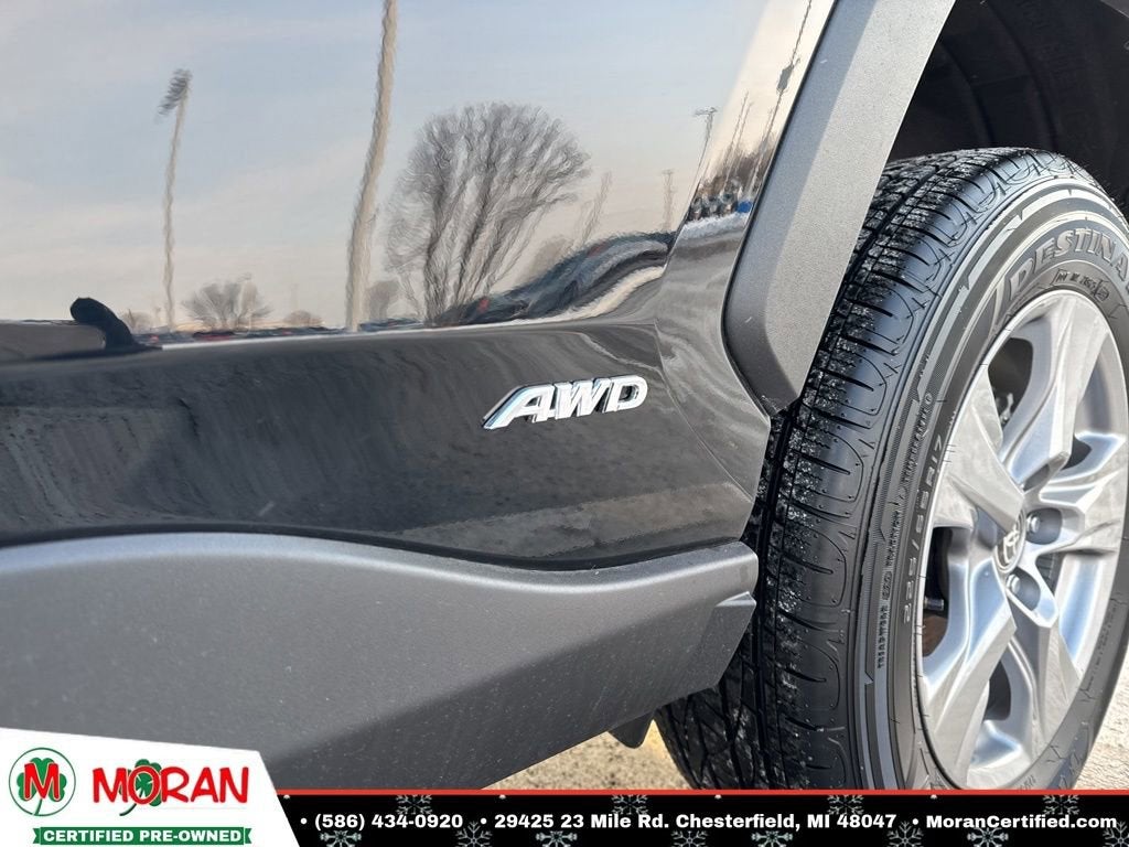 2025 Toyota RAV4 Hybrid LE