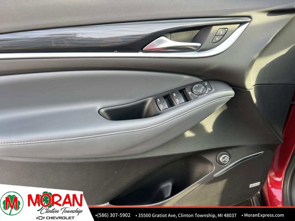 2024 Buick Enclave Essence