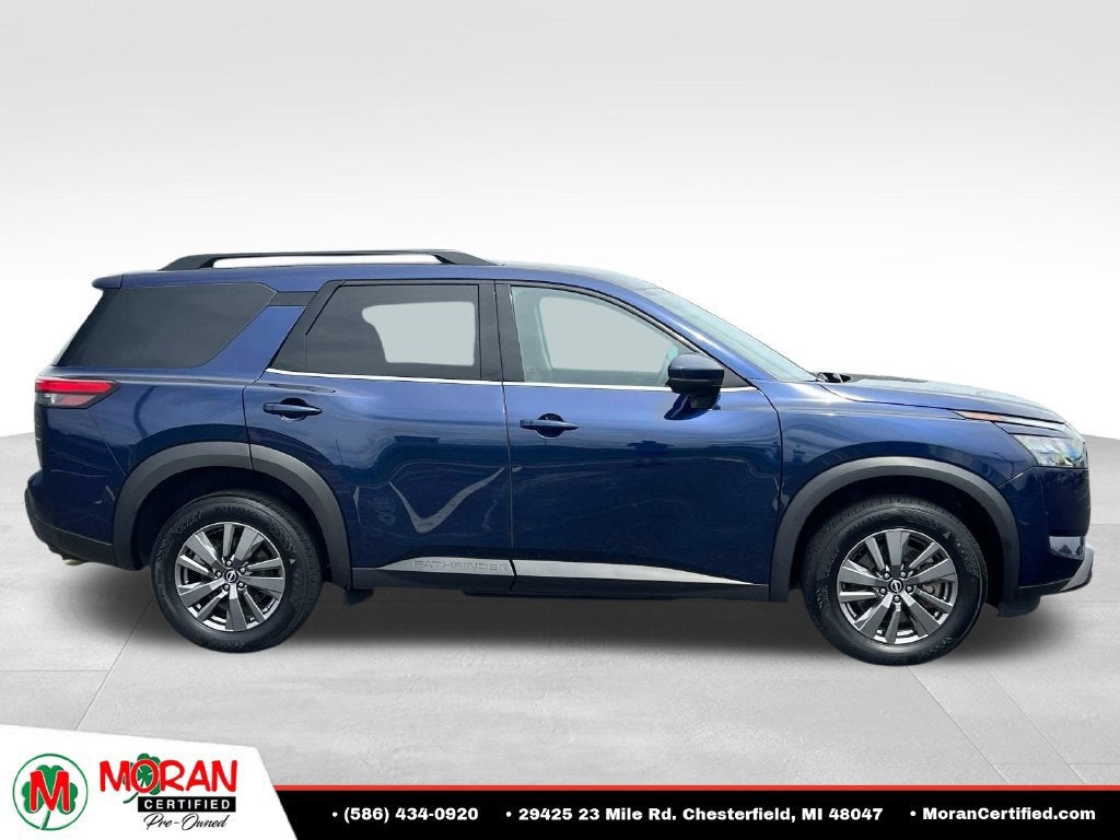 2025 Nissan Pathfinder SV 4WD