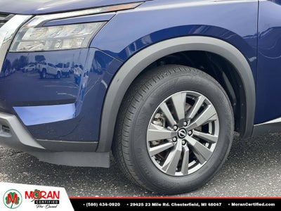 2025 Nissan Pathfinder SV 4WD