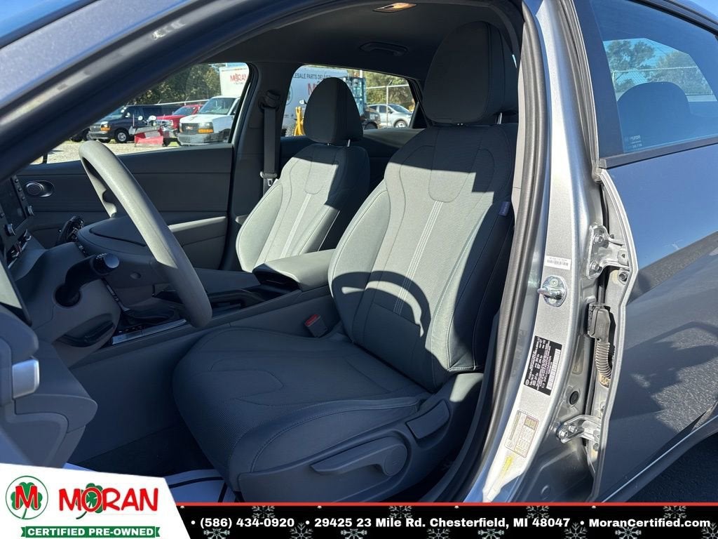 2021 Hyundai Elantra SE