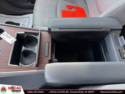 2024 Toyota Sienna LE