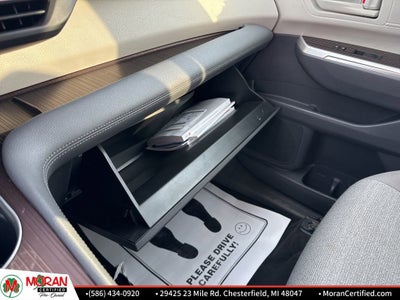 2024 Toyota Sienna LE