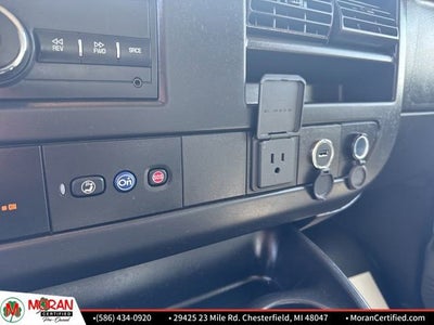 2023 GMC Savana Cutaway 4500 Van