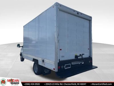 2023 GMC Savana Cutaway 4500 Van