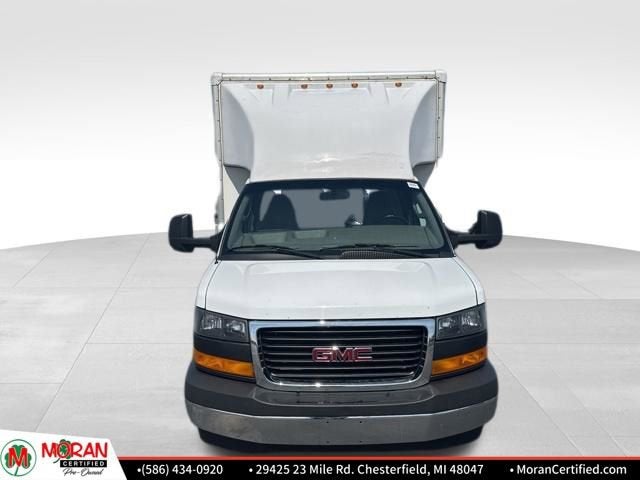 2023 GMC Savana Cutaway 4500 Van