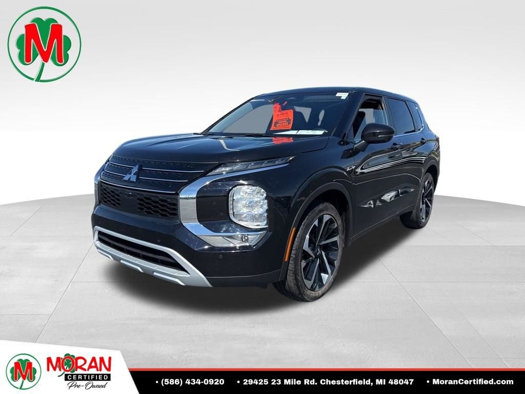 2024 Mitsubishi Outlander SE