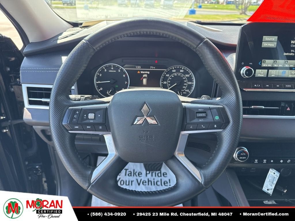 2024 Mitsubishi Outlander SE