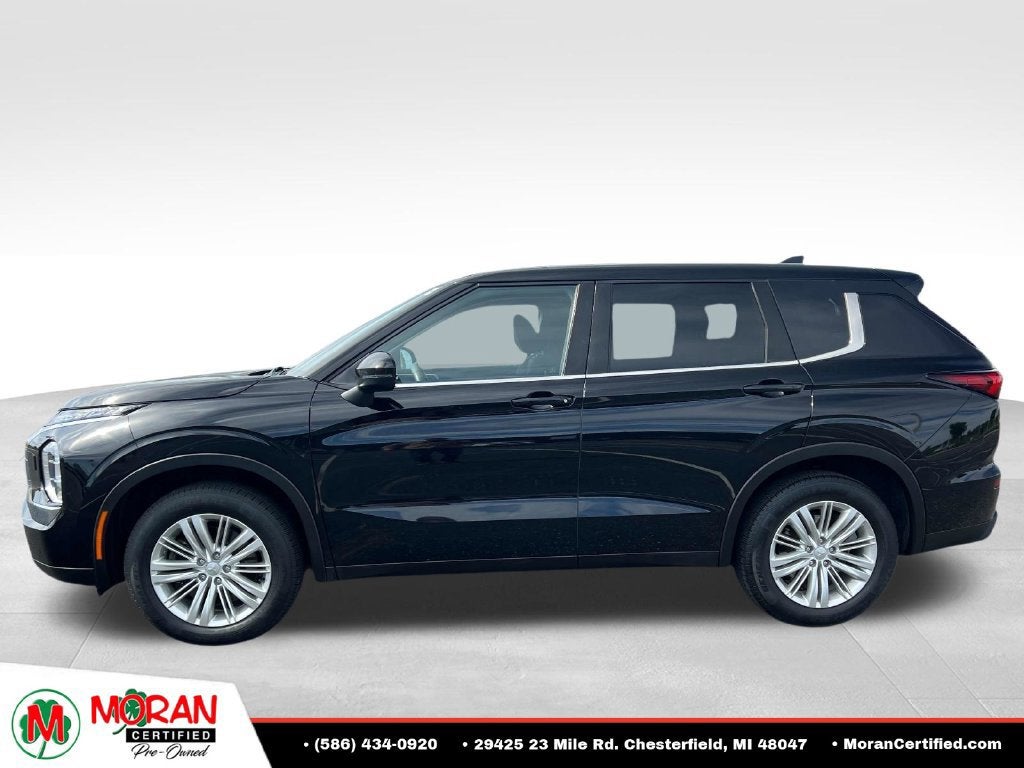 2022 Mitsubishi Outlander ES