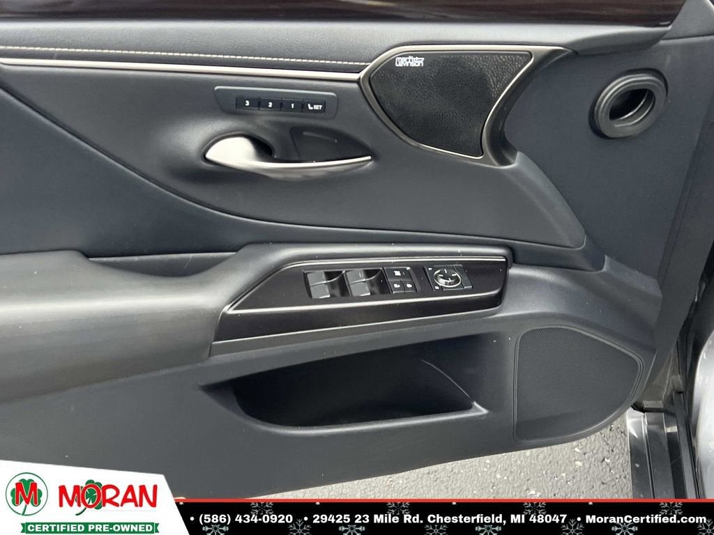 2019 Lexus ES 300h ES 300h