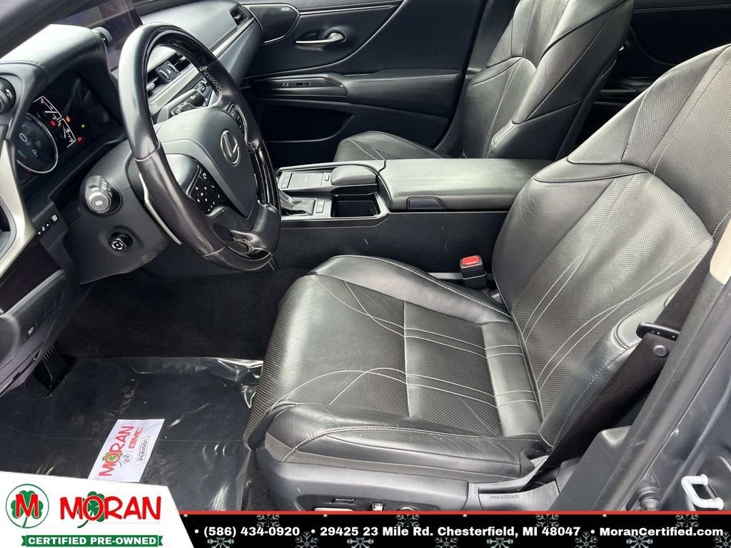 2019 Lexus ES 300h ES 300h