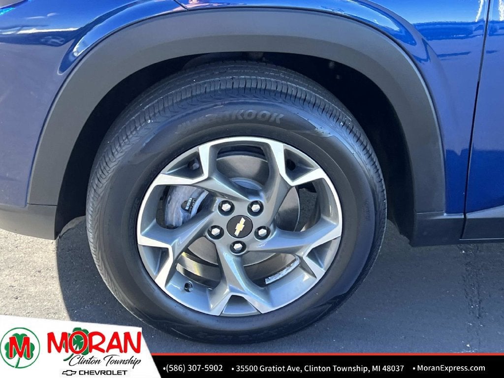 2024 Chevrolet Trax LT - Photo 10