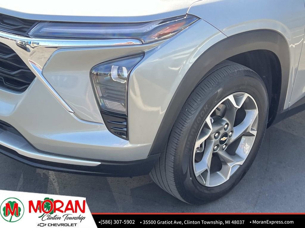 2024 Chevrolet Trax LT - Photo 10