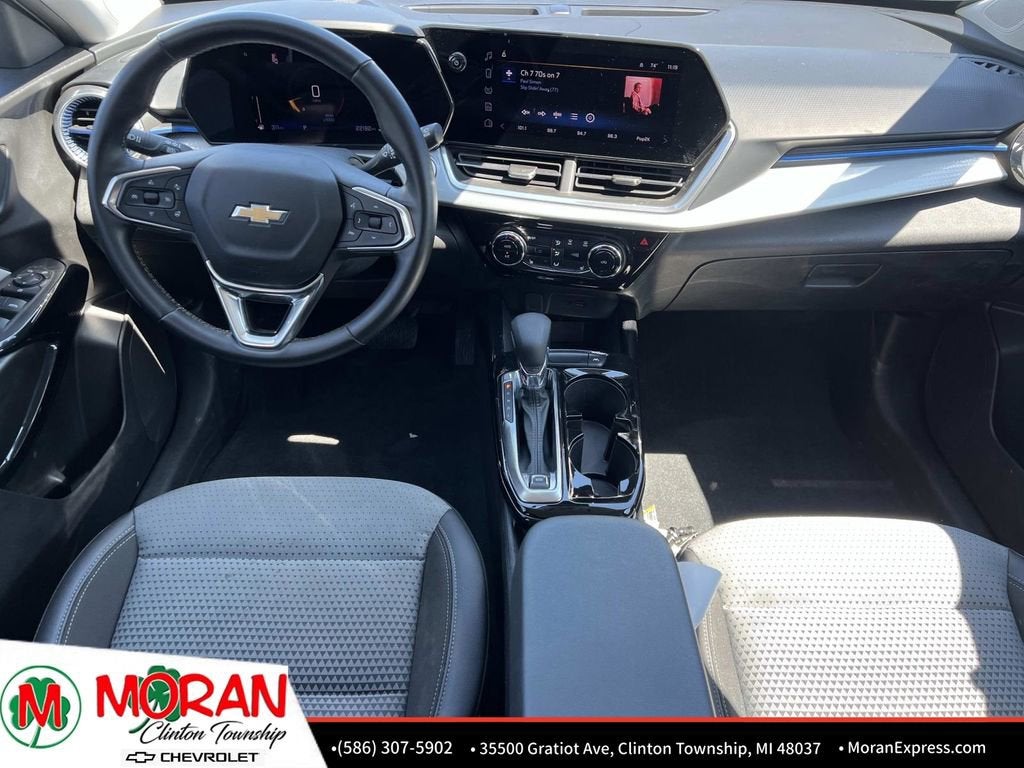 2024 Chevrolet Trax LT - Photo 15