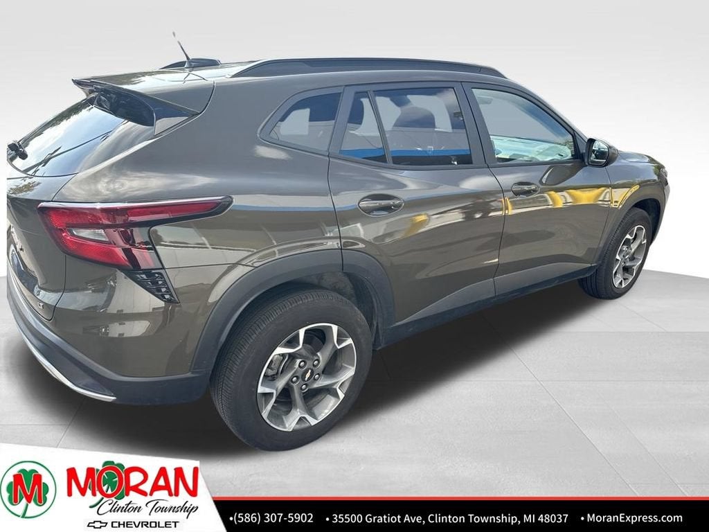 2024 Chevrolet Trax LT