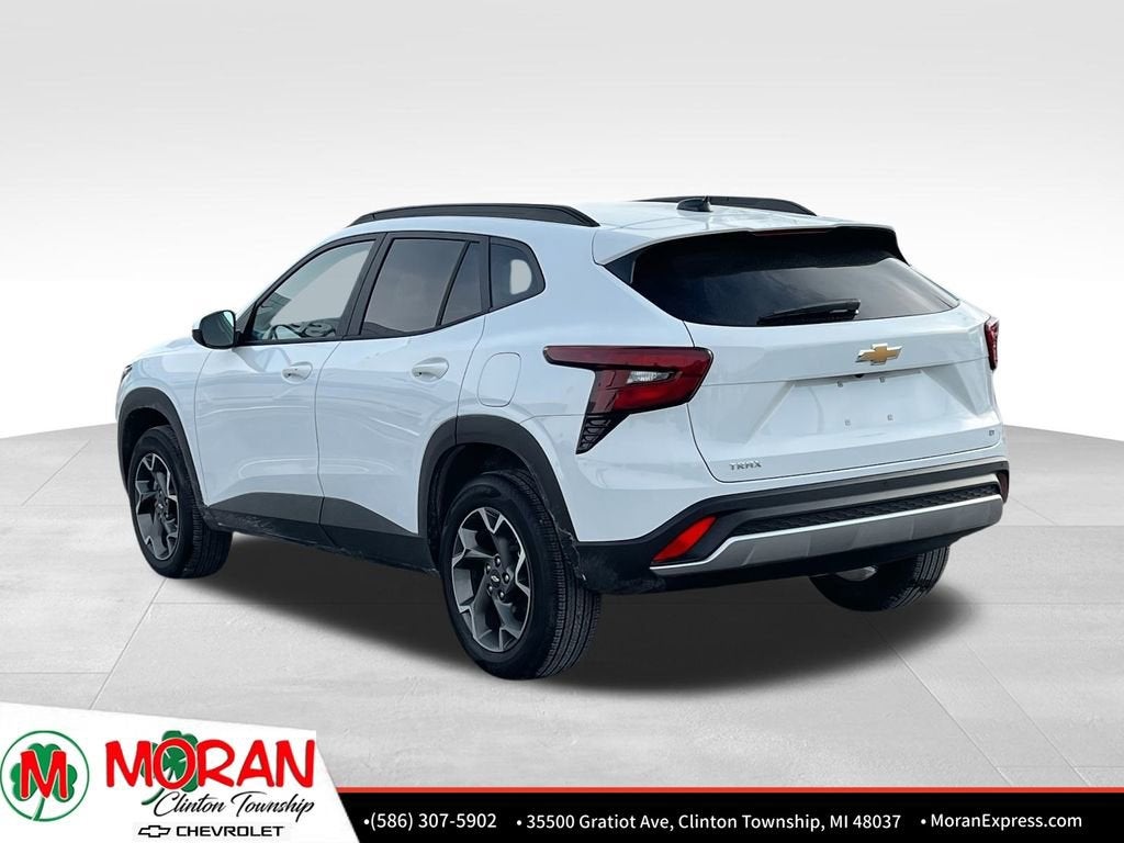 2025 Chevrolet Trax LT
