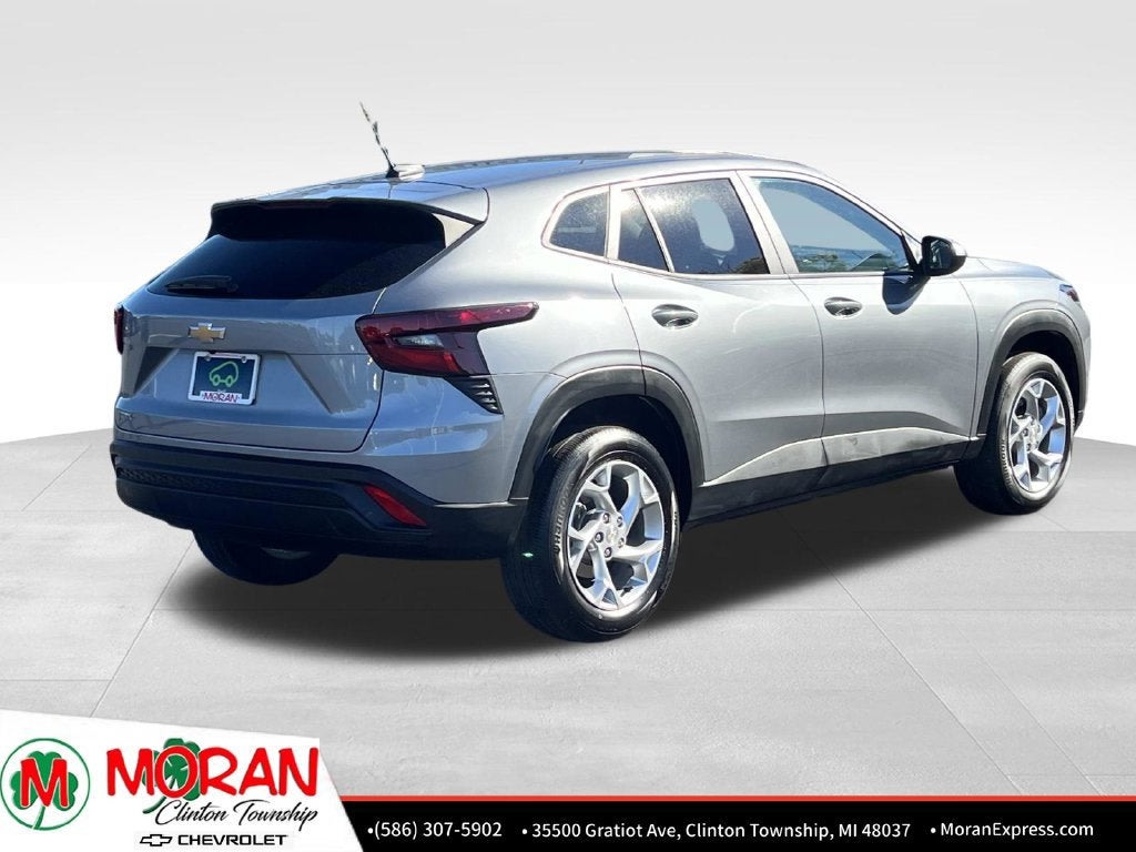 Photo 33