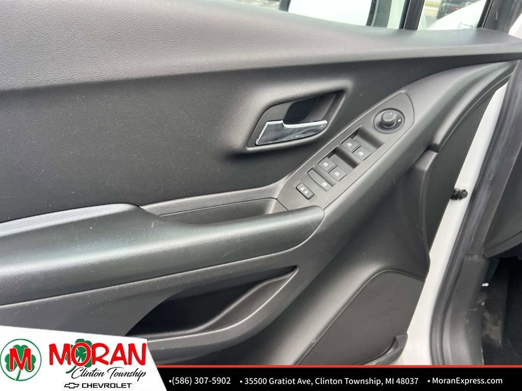 2022 Chevrolet Trax LS