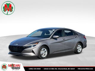 2023 Hyundai Elantra SE