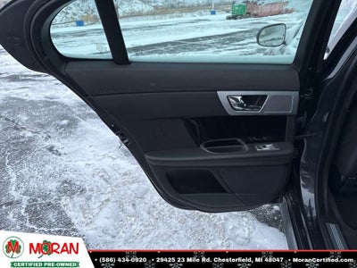 2015 Jaguar XF 3.0 Sport