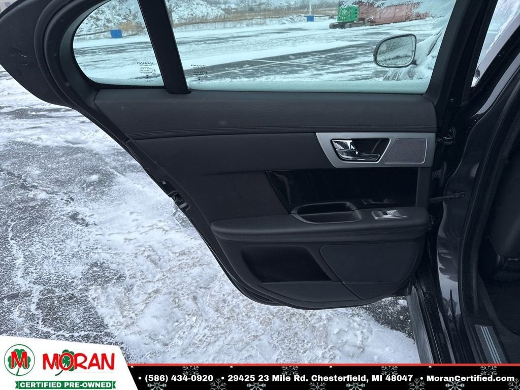 2015 Jaguar XF 3.0 Sport