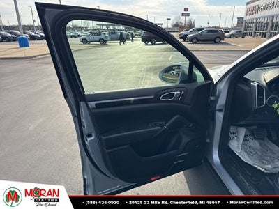 2016 Porsche Cayenne S