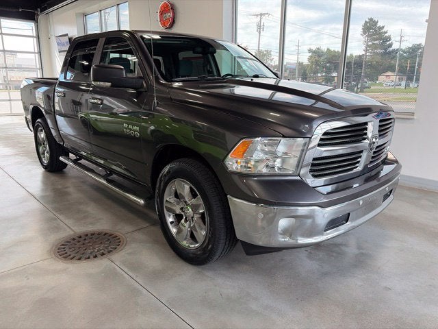2017 RAM 1500 Big Horn Crew Cab 4x4 5'7' Box